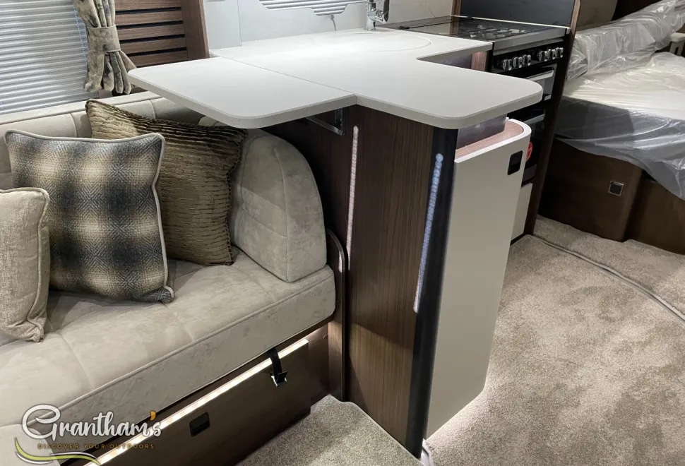 Coachman Lusso   2026