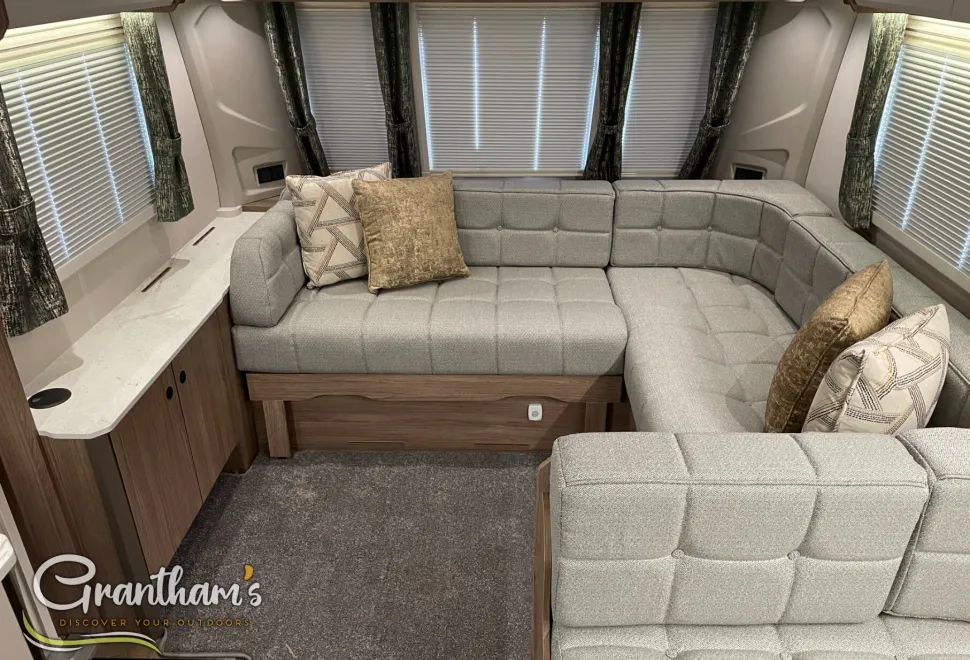 Coachman Acadia   2026