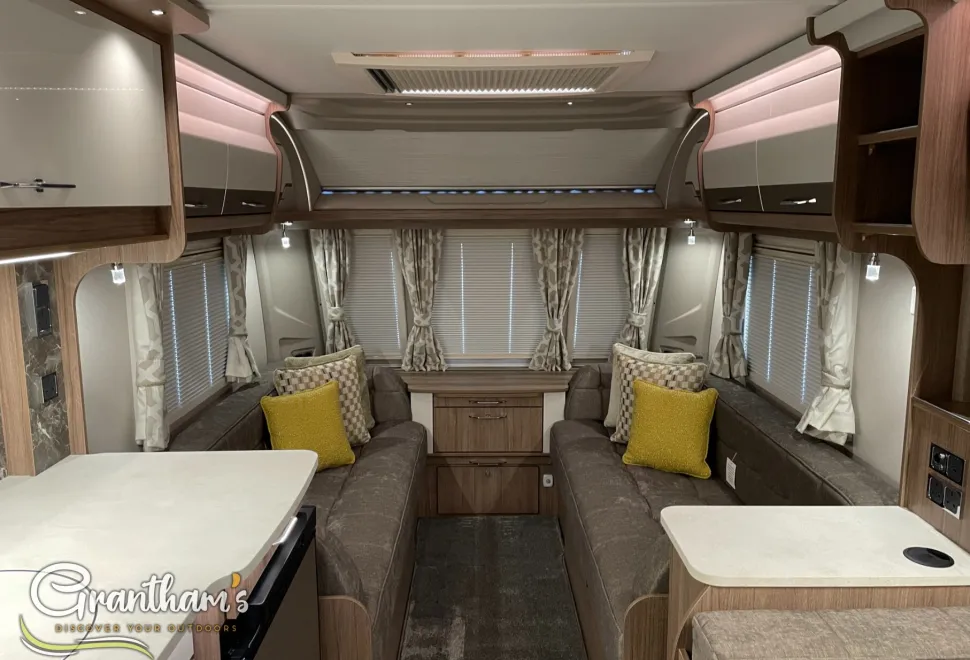 Coachman VIP   2026
