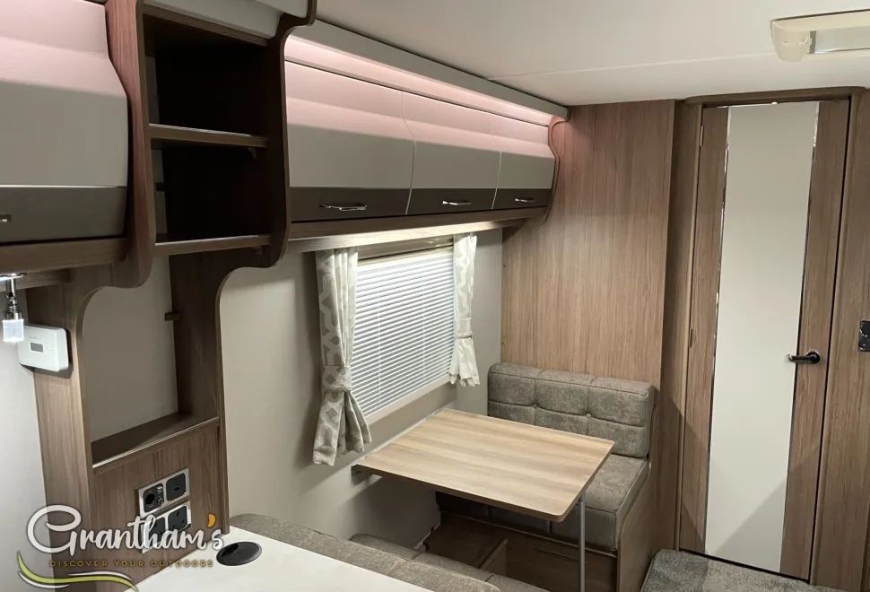 Coachman VIP   2026