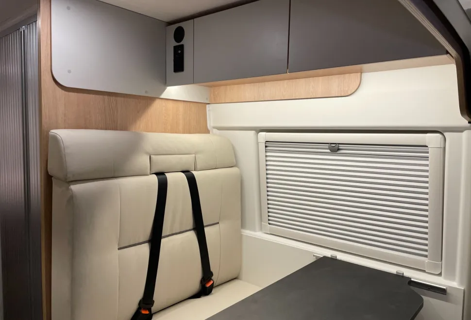 Joa Camp Van 63T   2024