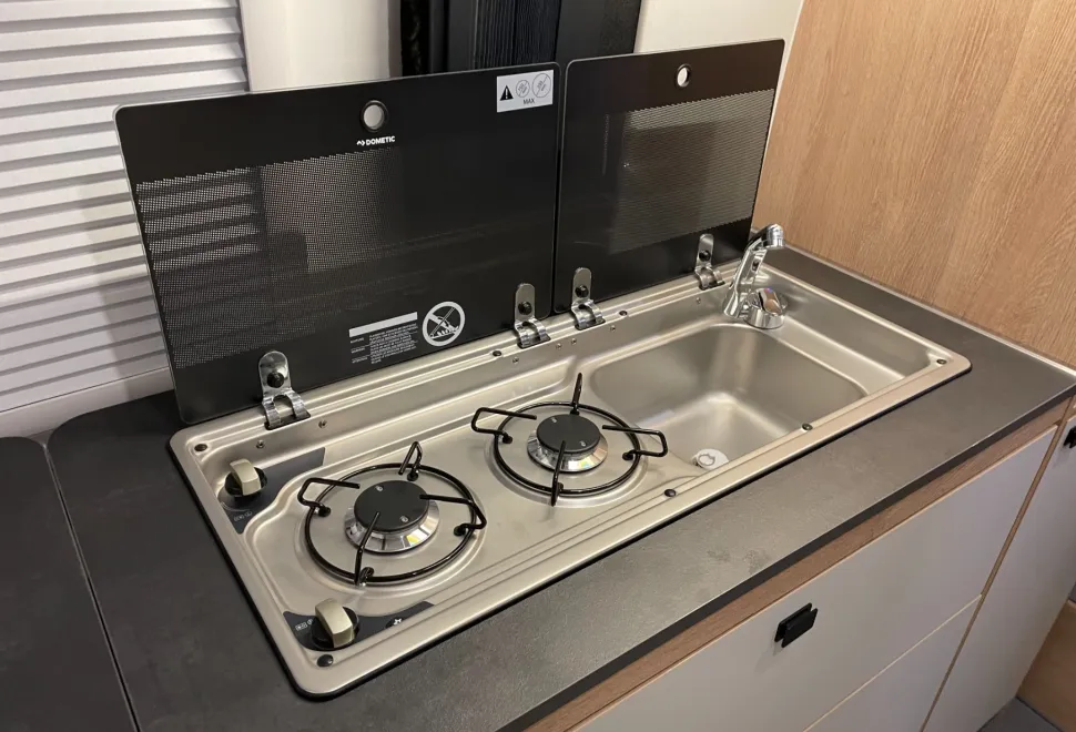 Joa Camp Van 63T   2024