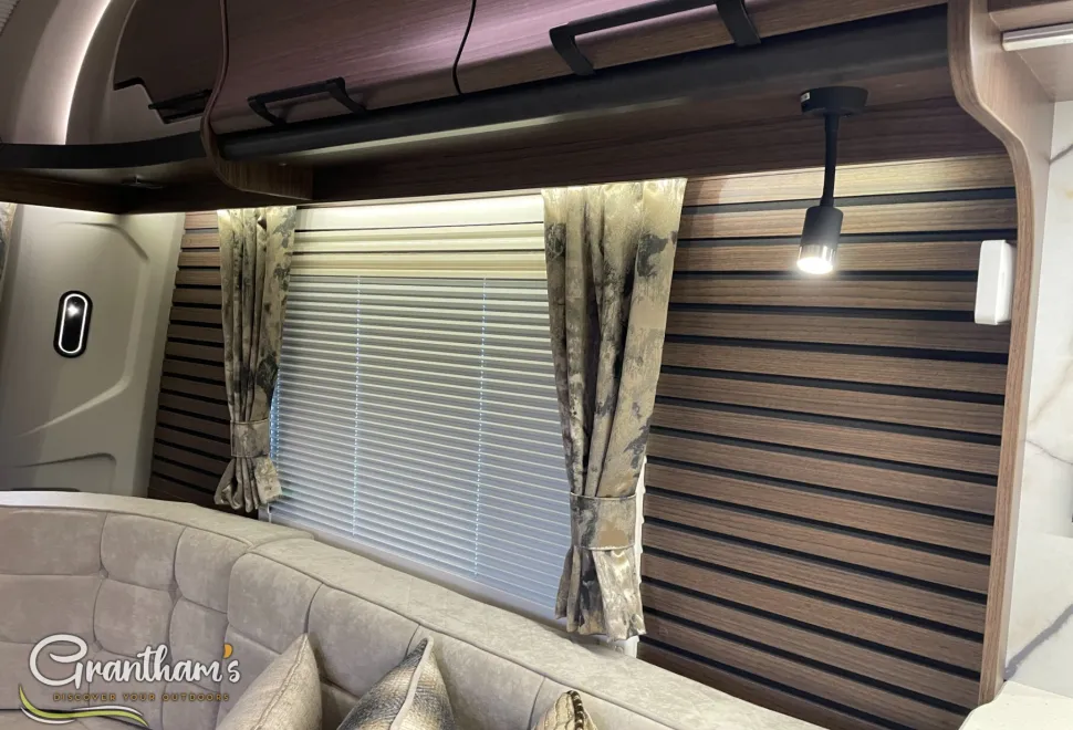 Coachman Lusso   2026