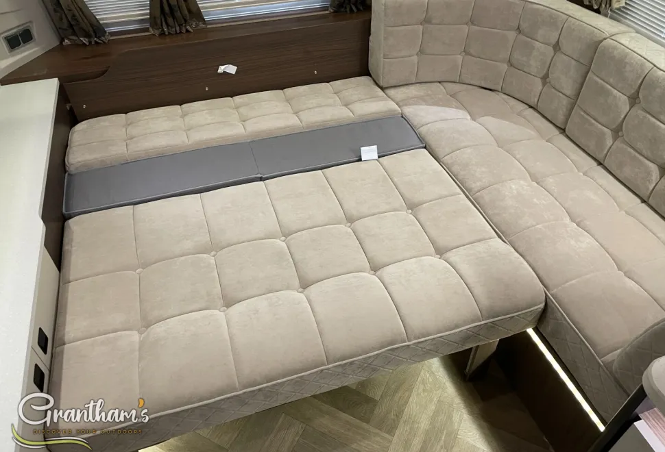 Coachman Lusso   2026