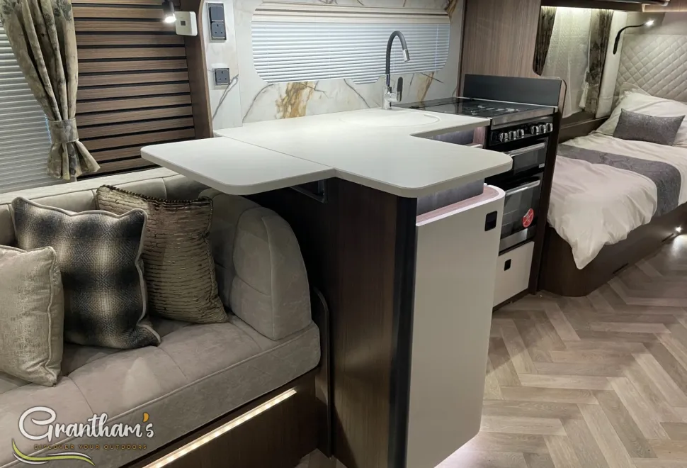 Coachman Lusso   2026