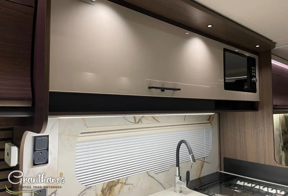 Coachman Lusso   2026