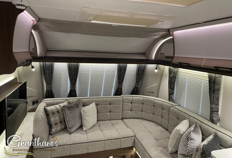 Coachman Laser   2026