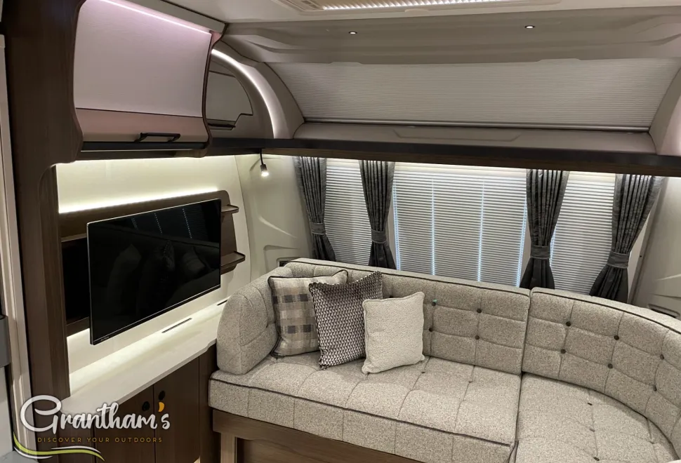 Coachman Laser   2026