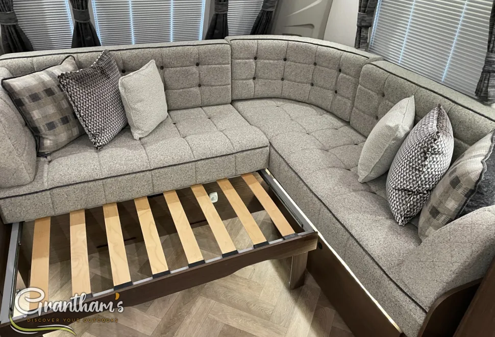 Coachman Laser   2026
