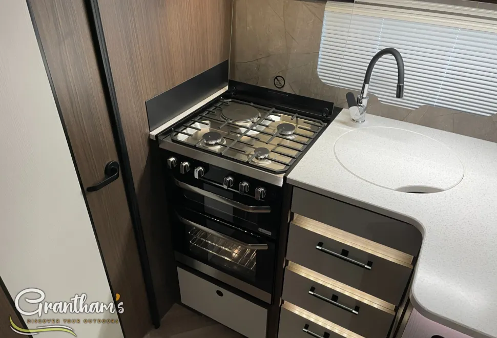 Coachman Laser   2026