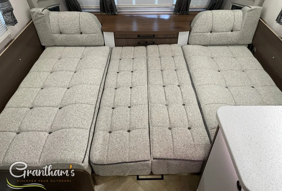 Coachman Laser   2026