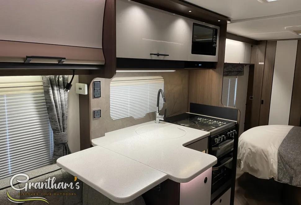 Coachman Laser   2026