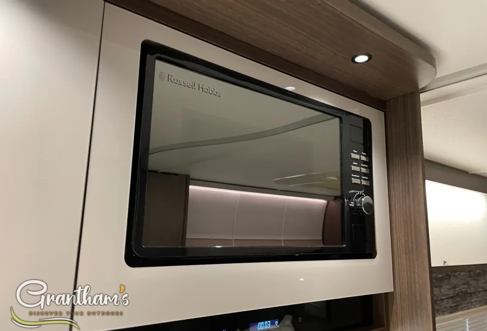 Coachman Laser   2026