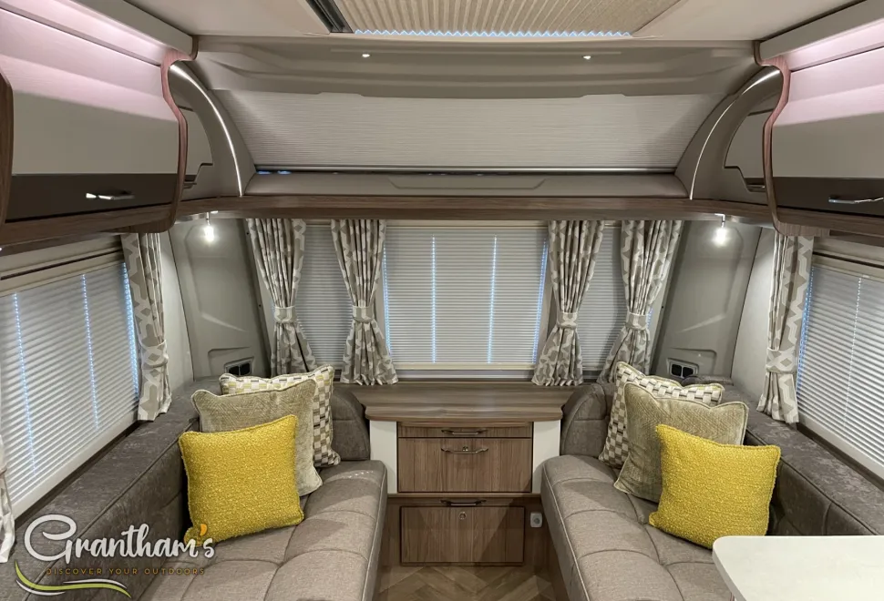 Coachman VIP   2026