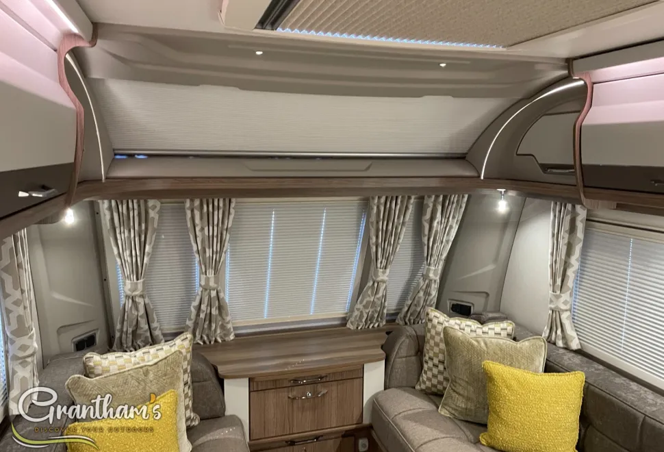 Coachman VIP   2026