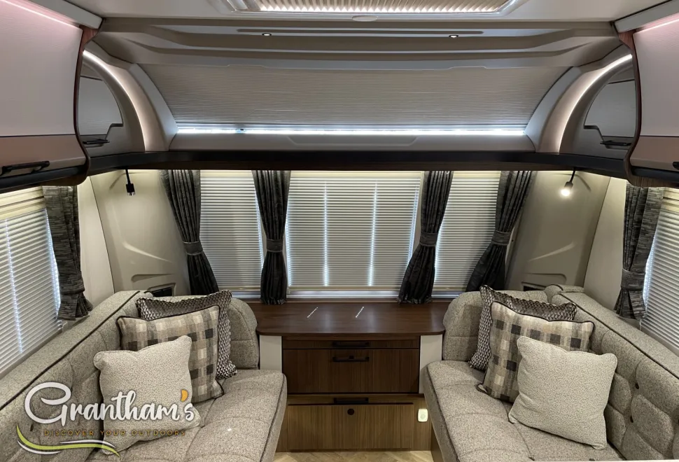 Coachman Laser   2026