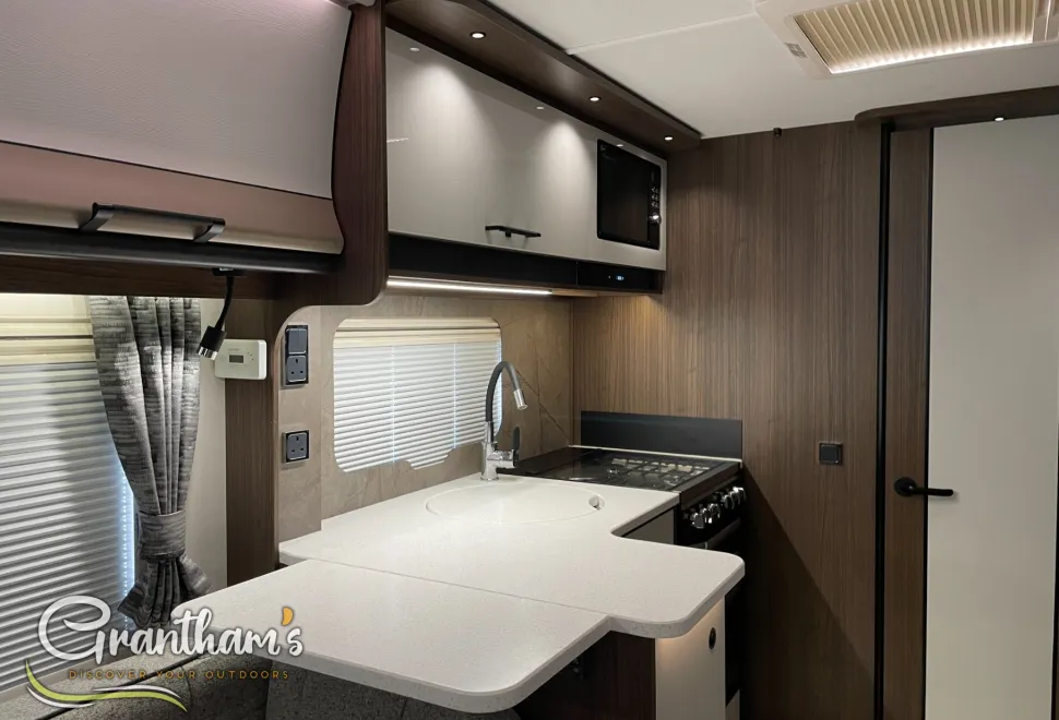 Coachman Laser   2026