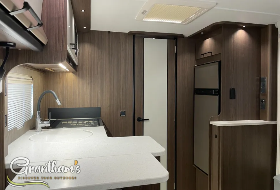 Coachman Laser   2026