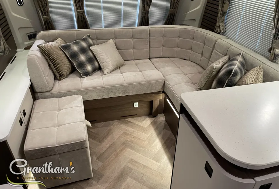 Coachman Lusso   2026