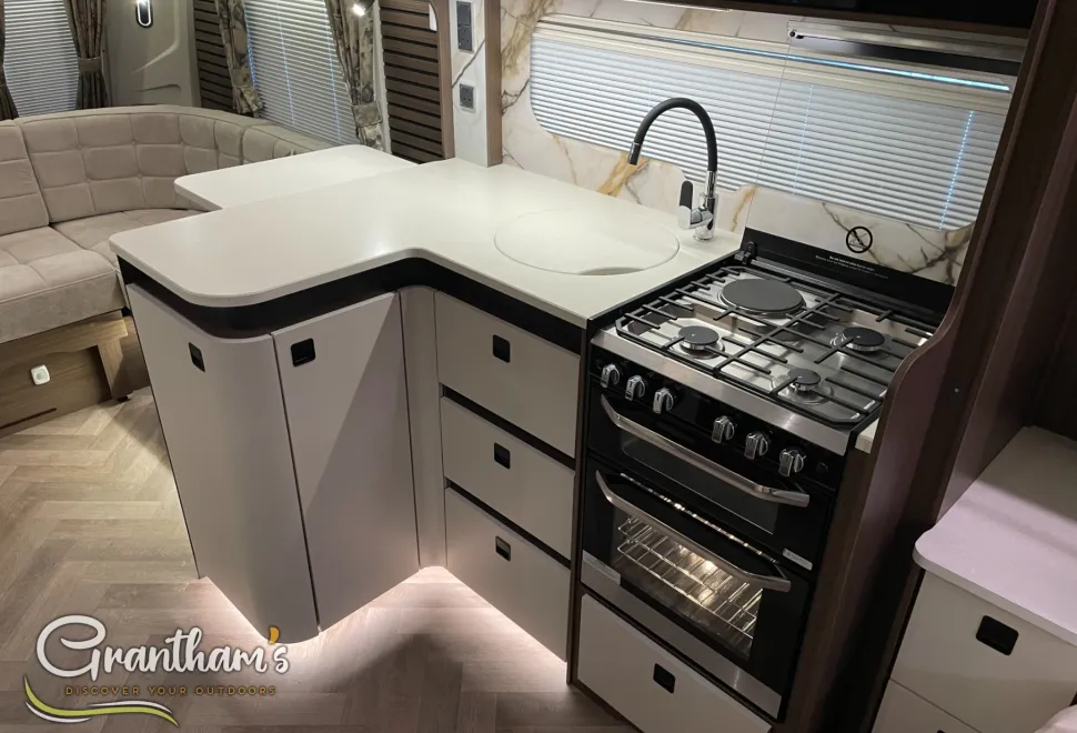 Coachman Lusso   2026