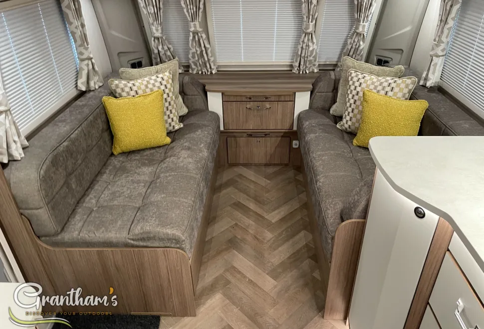 Coachman VIP   2026