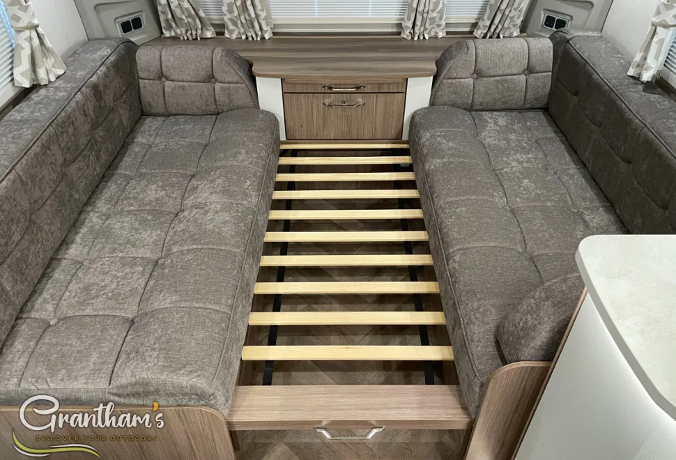 Coachman VIP   2026