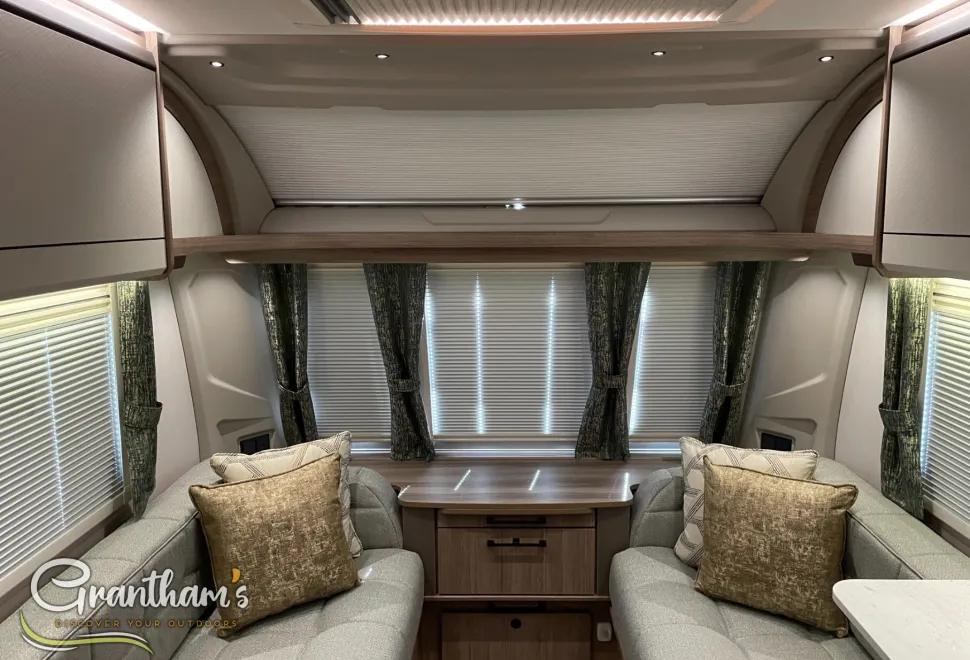 Coachman Laser   2026