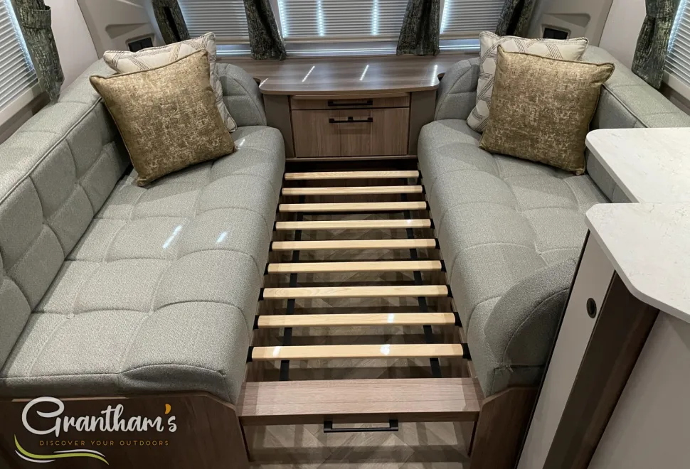 Coachman Laser   2026
