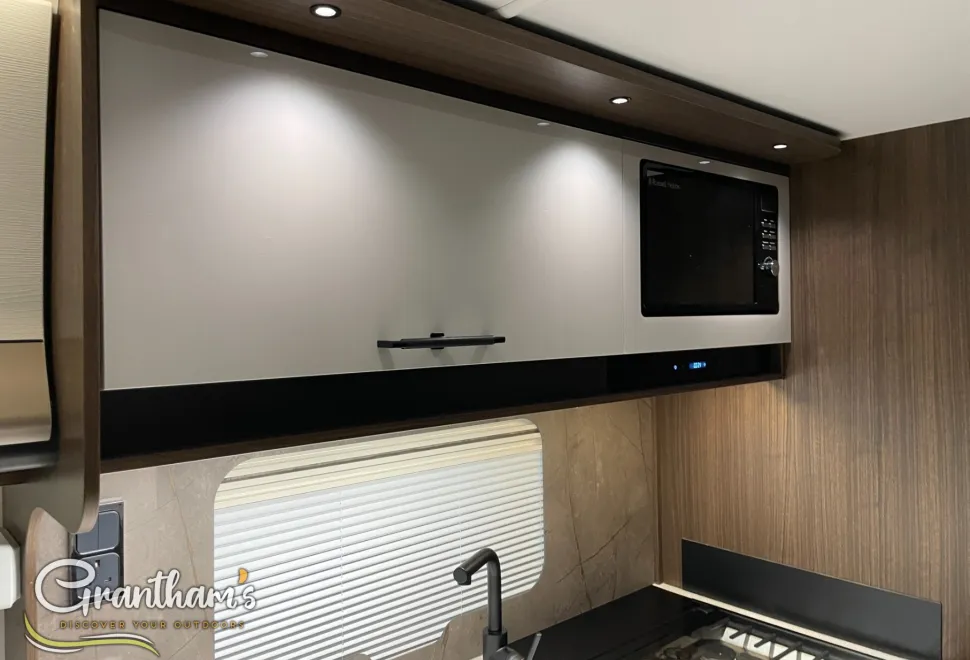 Coachman Laser   2026