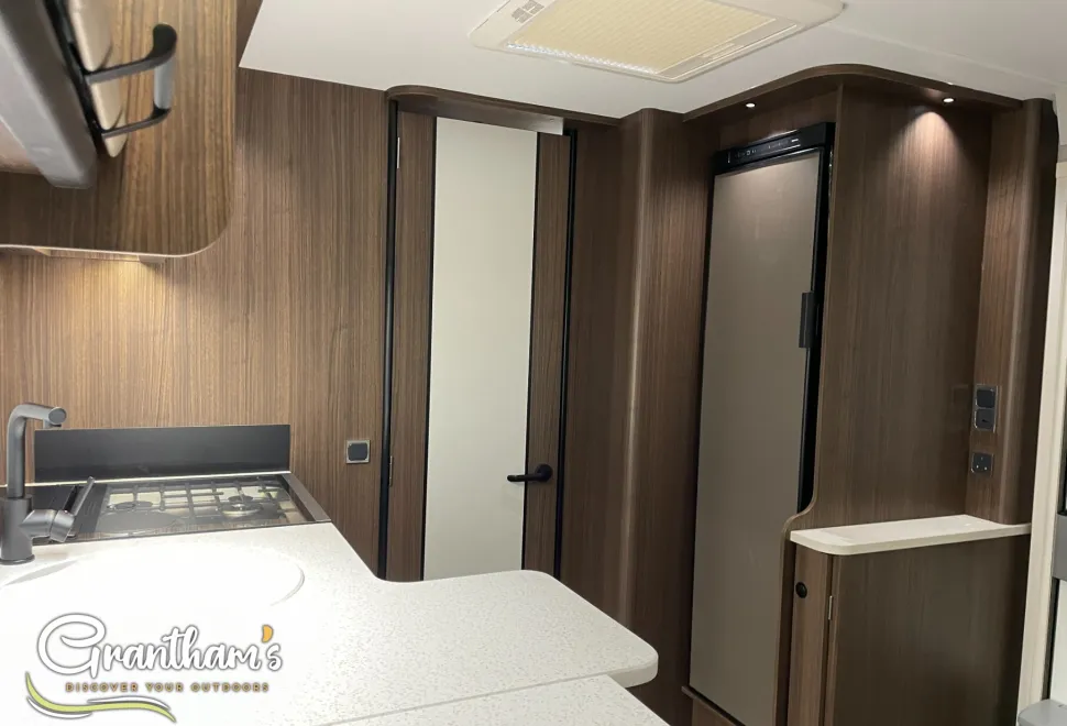 Coachman Laser   2026