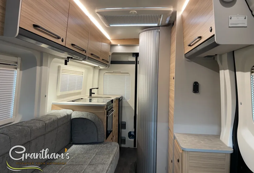 Bailey Endeavour B63   2026