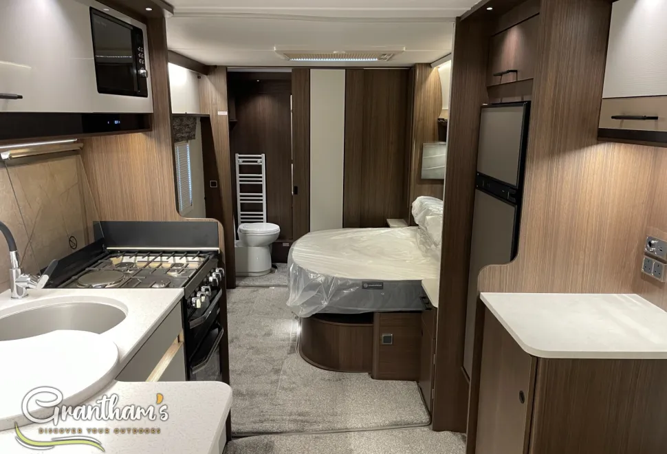 Coachman Laser   2026