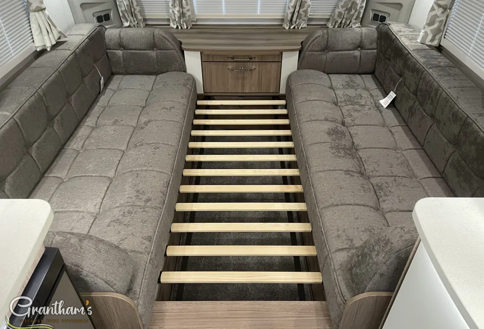 Coachman VIP   2026