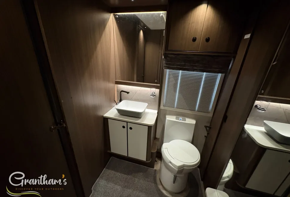 Coachman Laser   2026