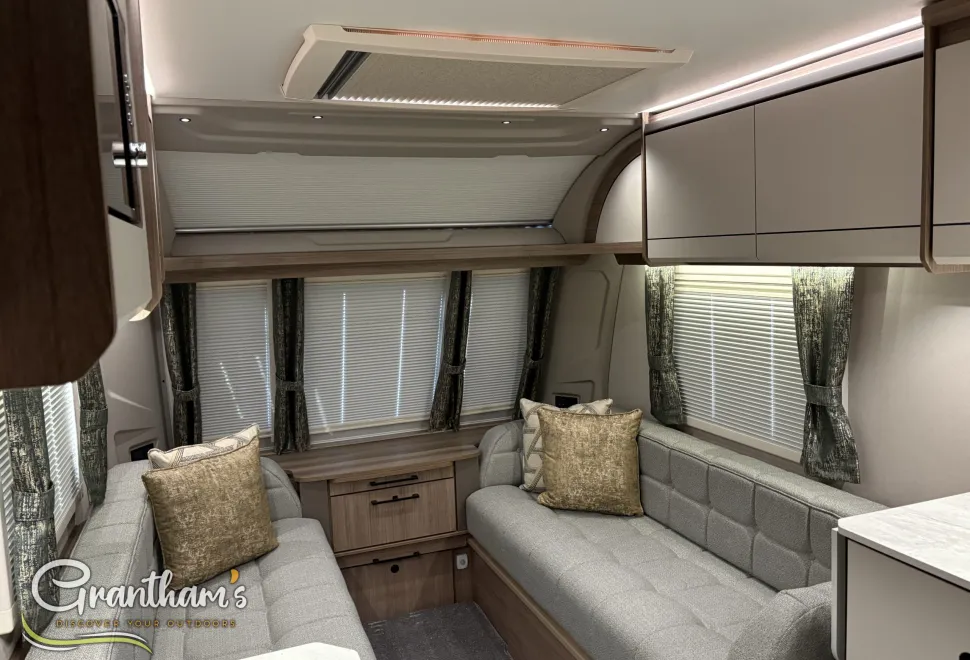 Coachman Acadia   2026