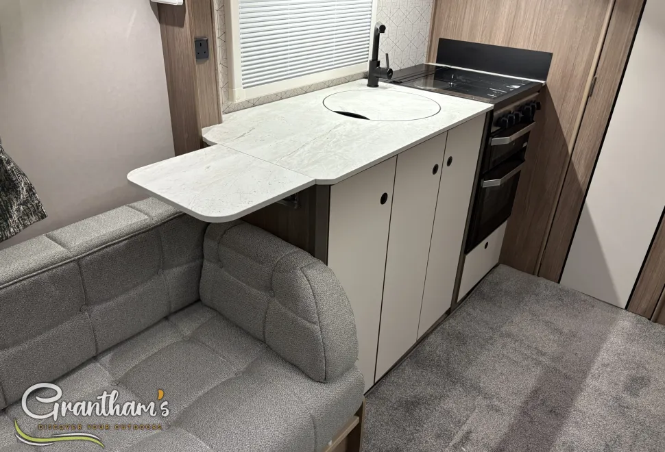 Coachman Acadia   2026