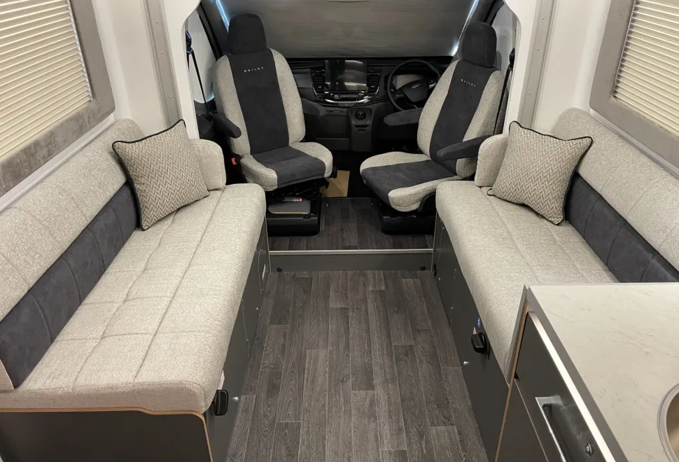 Bailey Adamo XL-T   2025