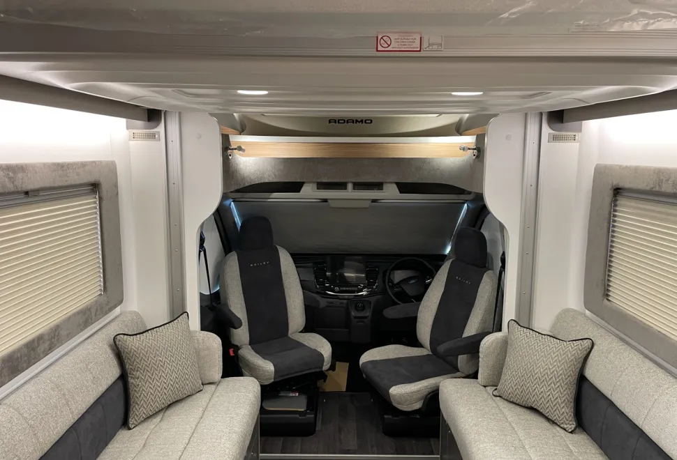 Bailey Adamo XL-T   2025