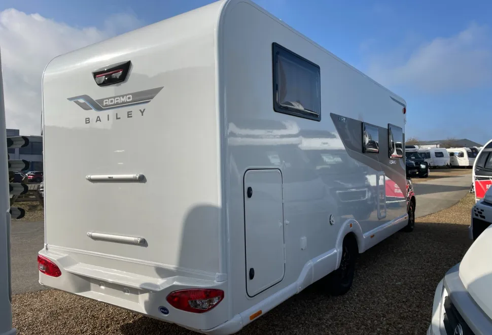 Bailey Adamo XL-T   2025