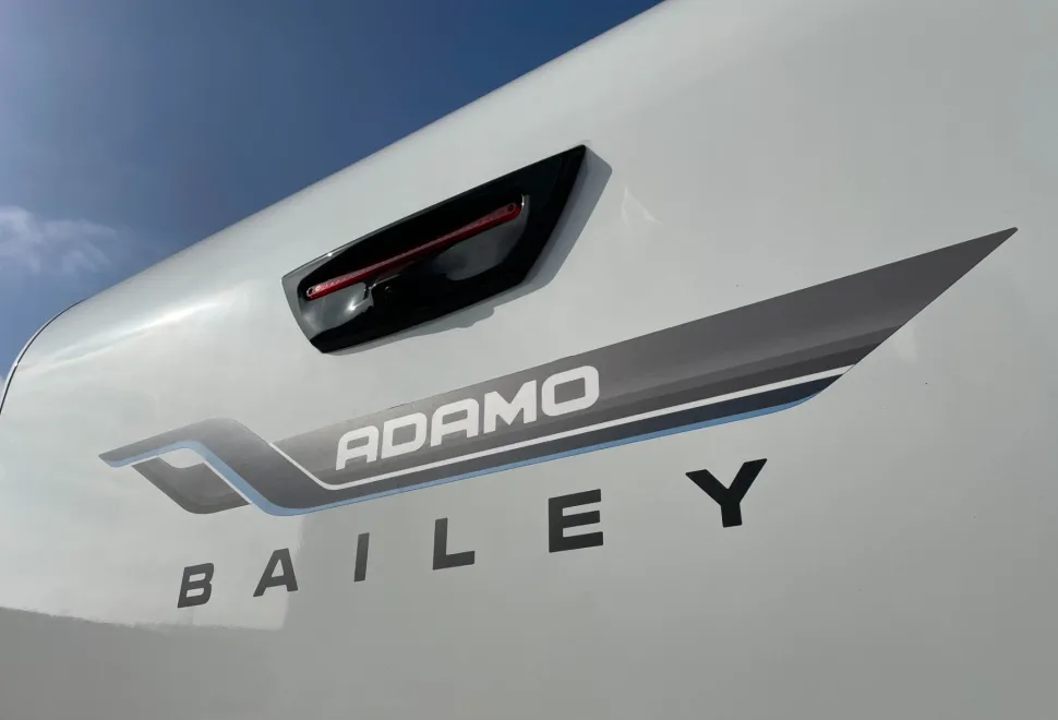 Bailey Adamo XL-T   2025