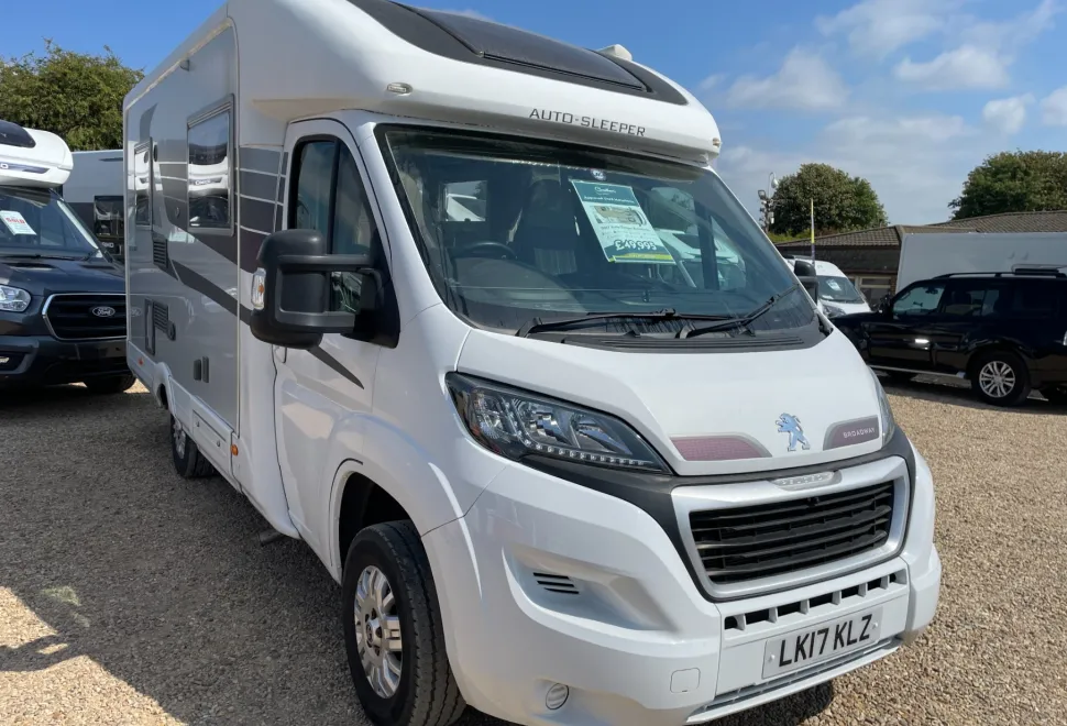 Auto Sleeper    2017