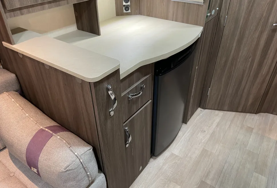 Auto Sleeper    2017