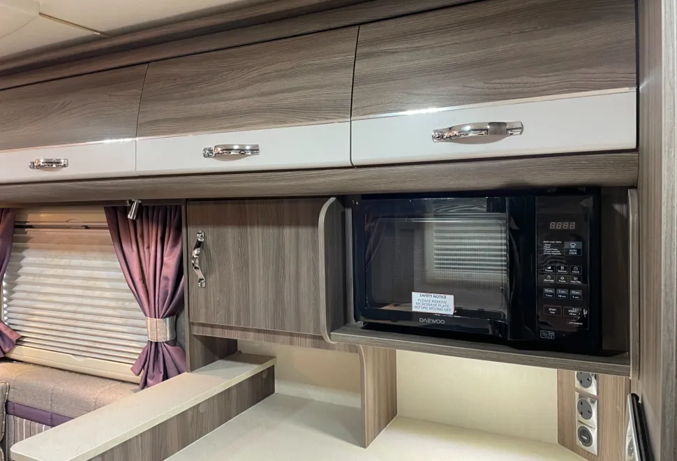 Auto Sleeper    2017