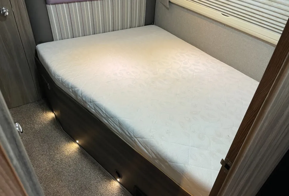 Auto Sleeper    2018