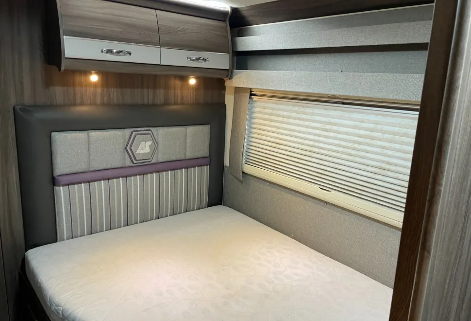 Auto Sleeper    2018
