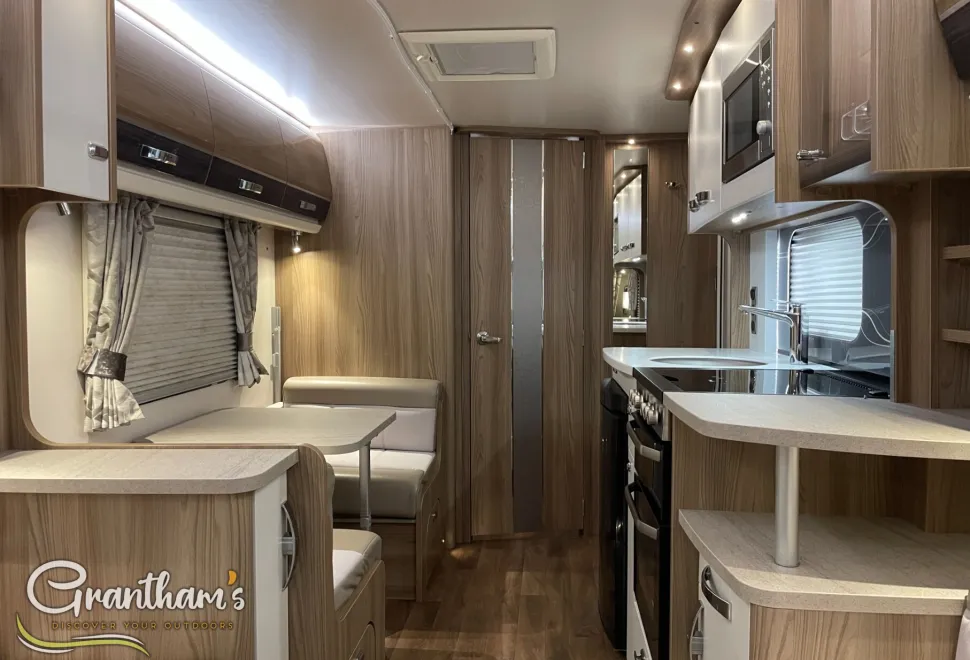Swift Elegance 530  2016