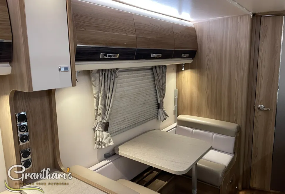 Swift Elegance 530  2016