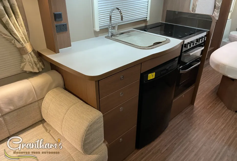 Elddis   2017