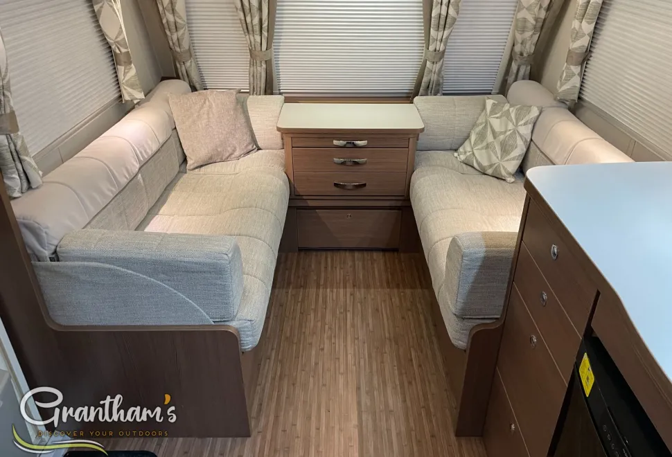 Elddis   2017