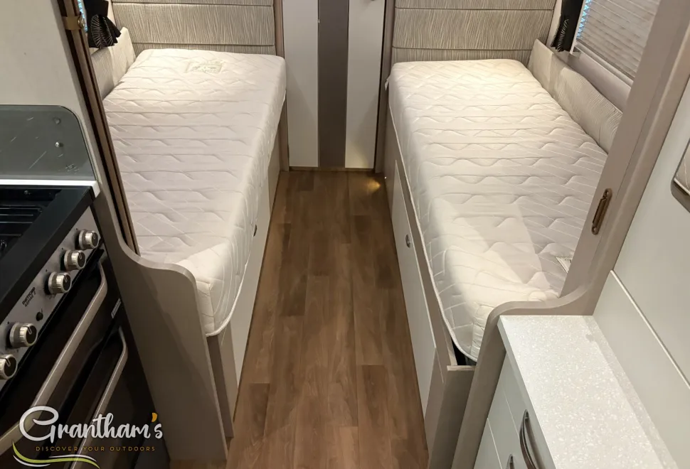 Swift Sterling Continental  2015